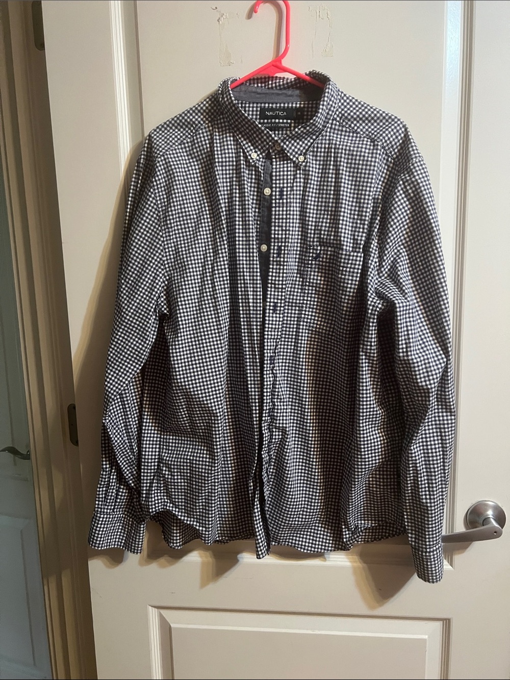 Nautica Men’s navy and White Gingham Button-Down Shirt